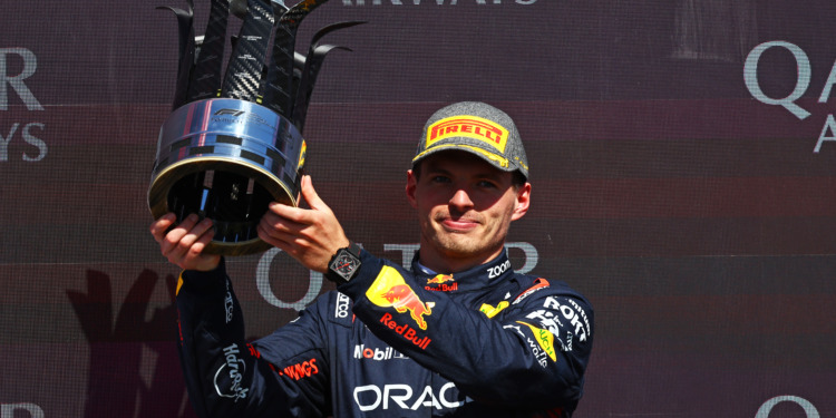 Verstappen: “Não consegui acompanhar a Mercedes e a McLaren no início, o que é bastante preocupante”