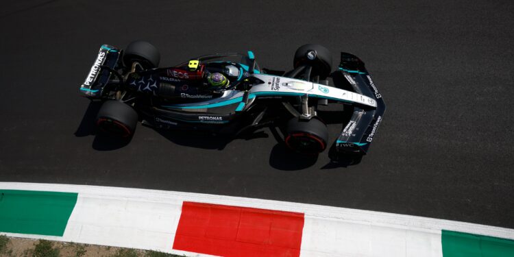 Hamilton supera Norris por três milésimos no segundo treino em Monza