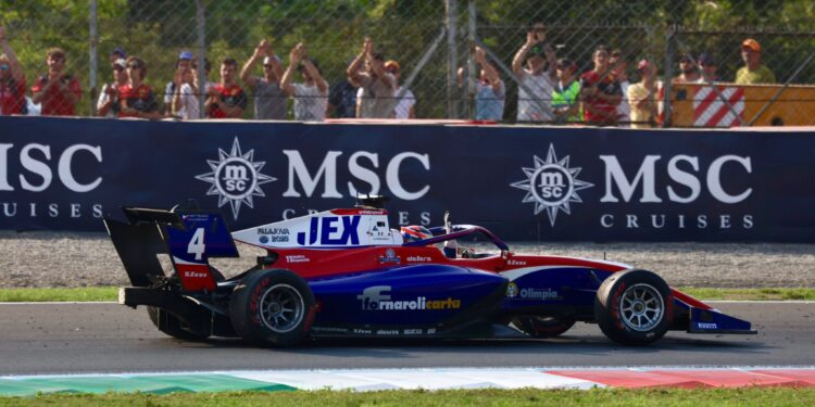 Fornaroli chega ao título da Fórmula 3 com ultrapassagem na última curva do campeonato em Monza