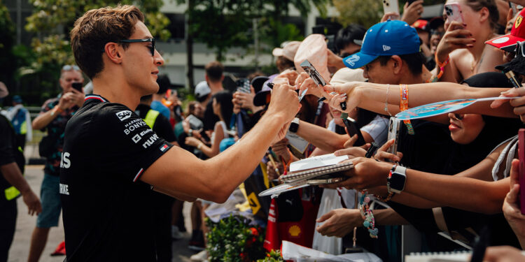 Horner menciona Russell como possível opção para a Red Bull no futuro