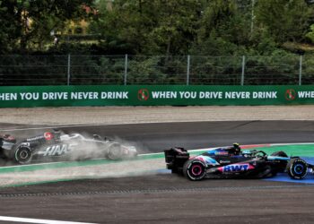 Magnussen frustrado com a penalização: “Qual é a lógica?”