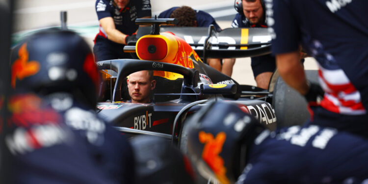 Brown pede investigação “muito minuciosa” ao dispositivo da Red Bull 