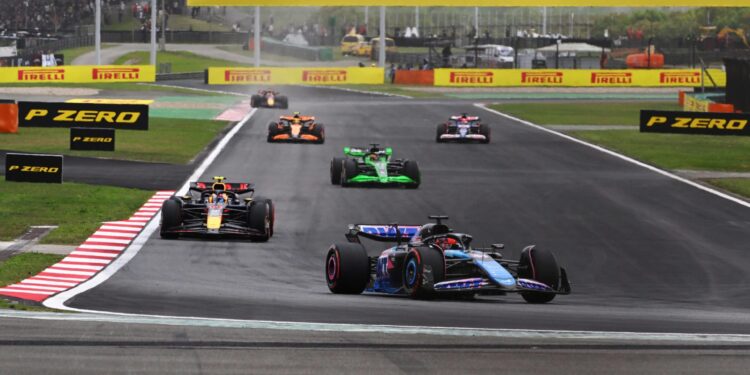 Honda e Alpine multadas por violação processual do teto orçamental 