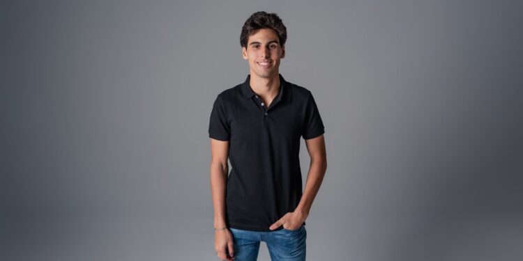 Oficial: Bortoleto assina por vários anos com a Sauber