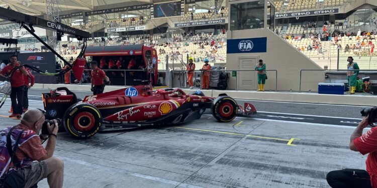 Leclerc lidera primeiro treino livre na frente de Norris em Abu Dhabi
