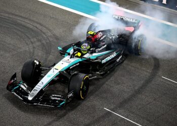 Wolff sobre Hamilton: “Se não formos nós a ganhar, esperamos que seja ele”