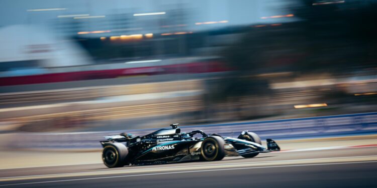 Russell termina o último dia do inconclusivo teste do Bahrain no topo