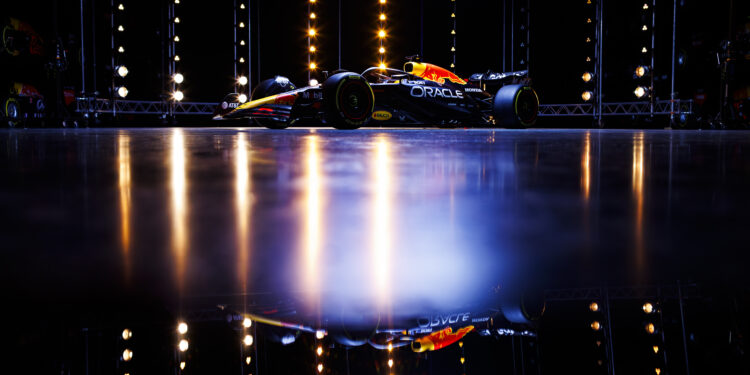 Verstappen e o RB21 de 2025: “Estamos confiantes de que é a direção certa”