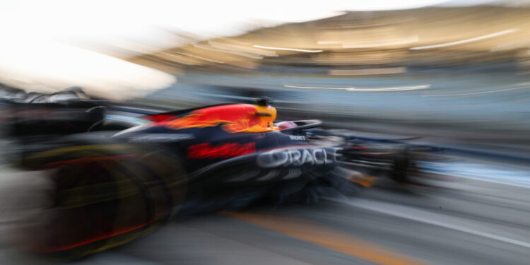 F1 2025 arranca esta quarta-feira: Horários e transmissão do teste do Bahrain