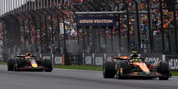 Norris resiste a Verstappen e vence na abertura da temporada em Melbourne 