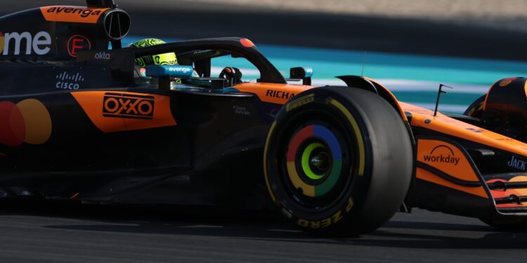 Norris diz ter cometido “demasiados erros” com um carro “demasiado difícil de conduzir”