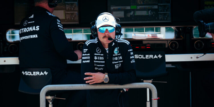 Bottas testou com a McLaren em Barcelona