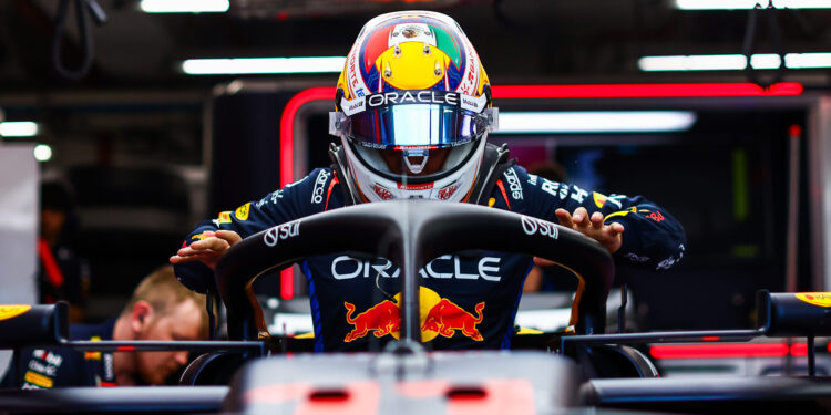 Andretti afirma que Pérez está entre as opções da Cadillac para 2026