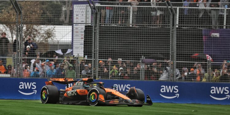 Piastri desapontado: “Sentia-me em muito boa forma para lutar pela vitória”