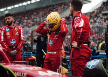 Hamilton explica défice face a Leclerc: “Há um elemento no carro com um desempenho inferior ao esperado”