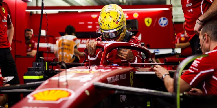 Hamilton pede desculpa à Ferrari: “Não estou a fazer um trabalho suficientemente bom”