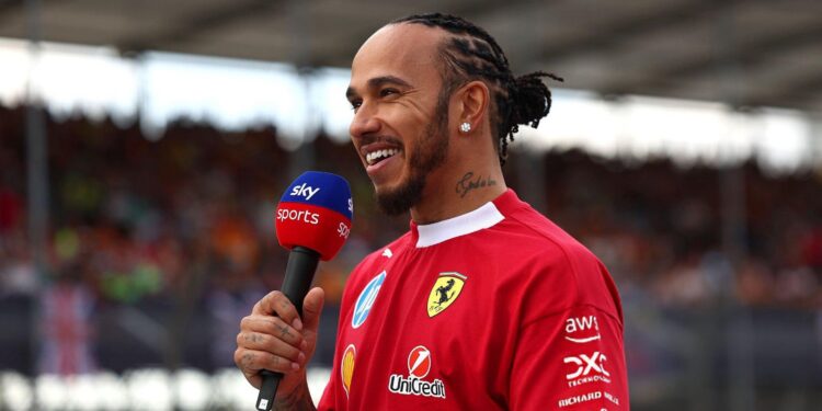 Hamilton: “Este seria um lugar muito especial para conseguir o primeiro pódio com a Ferrari”