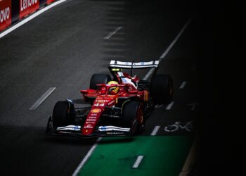 Hamilton “muito desapontado” após a qualificação: “Pensei que ia lutar pela pole”