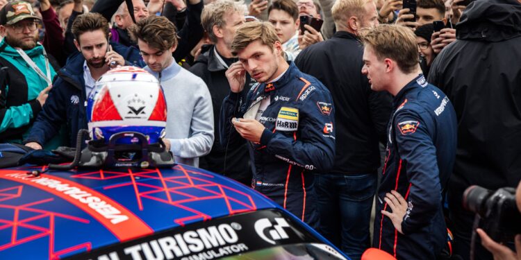 Verstappen regressa ao Nordschleife para competir com um Ferrari 296 GT3