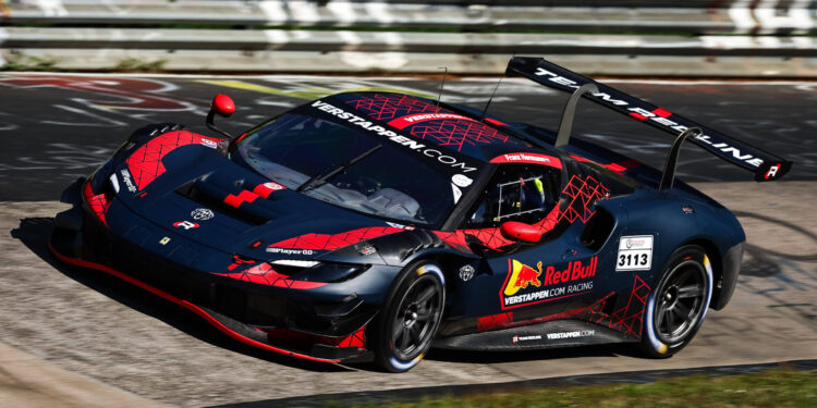 Verstappen prepara estreia competitiva no Nordschleife