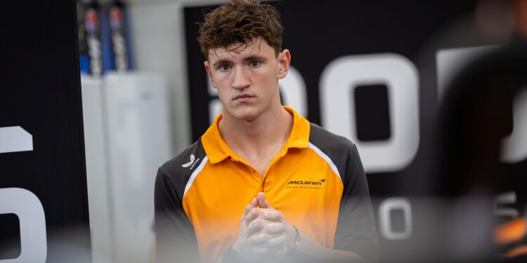 Dunne abandona o programa de desenvolvimento de pilotos da McLaren