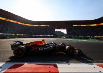 Verstappen termina a segunda sessão na frente de Leclerc no México