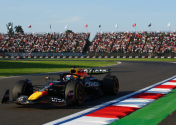 Verstappen preocupado com o ritmo de corrida: “Tivemos grandes dificuldades”