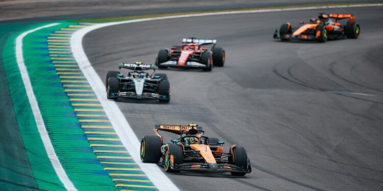 Norris reforça liderança no campeonato com nova vitória, Verstappen recupera até terceiro em Interlagos