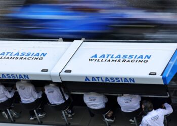 Oficial: Williams falha teste de pré-temporada de Barcelona
