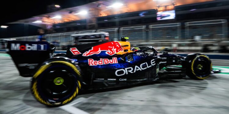 Red Bull positivamente surpreendida com o seu motor, mas nega ser a referência