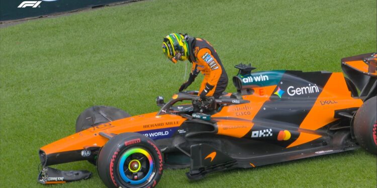 Piastri sofre acidente antes da corrida e está fora do Grande Prémio da Austrália 