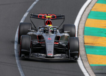 Bortoleto “extremamente satisfeito” por ter pontuado na estreia da Audi