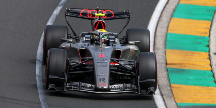 Bortoleto “extremamente satisfeito” por ter pontuado na estreia da Audi