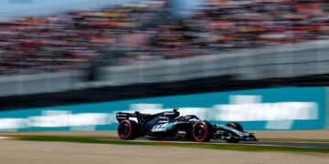 Kimi Antonelli liderou último treino livre dominado pela Mercedes em Suzuka