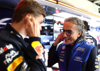 Mekies sobre Verstappen: “Quando lhe dermos um carro rápido, será um Max mais feliz”