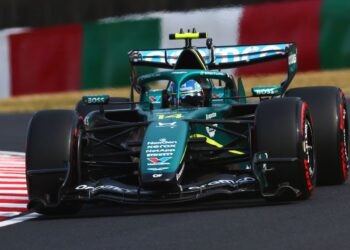 Alonso ainda não pensa na retirada: “Sinto-me competitivo e motivado”