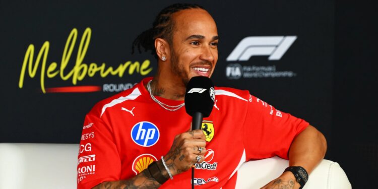 Hamilton: “Há muitas pessoas a tentar reformar-me, mas isso nem sequer me passa pela cabeça”