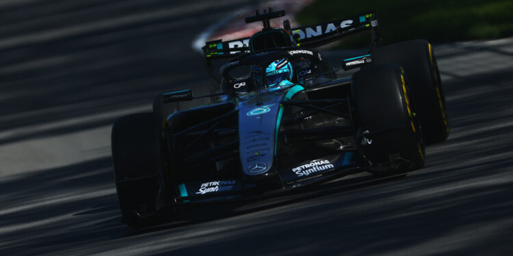 Russell recupera a boa forma e está na pole para a sprint no Canadá