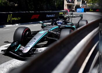 Kimi Antonelli bate Verstappen e conquista a pole mais importante do ano no Mónaco