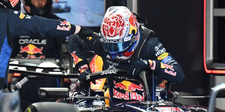 Verstappen: “Senti-me bem durante todo o fim de semana. Sair com zero pontos é doloroso”