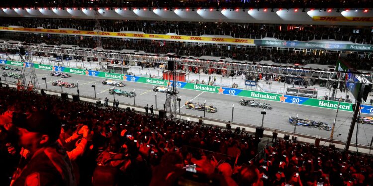 Oficial: Fórmula 1 prolonga contrato com Las Vegas até 2037
