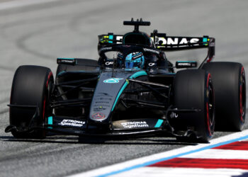 Russell na pole após qualificação dramática no Red Bull Ring