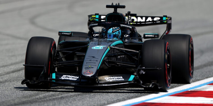 Russell na pole após qualificação dramática no Red Bull Ring