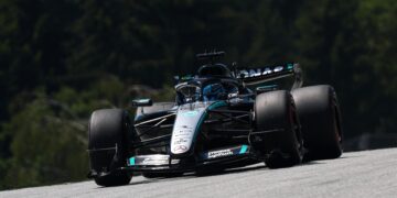 Russell vê McLaren como ameaça principal após sexta-feira na Áustria