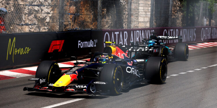 FIA elege motor da Red Bull como referência e permite evoluções a Mercedes e Ferrari