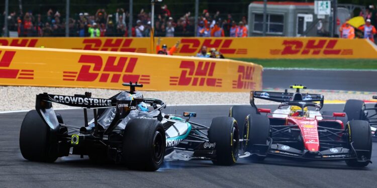 Russell volta a lamentar problemas em linha reta após incidente com Hamilton