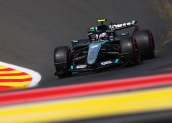 Kimi Antonelli conquista a pole, Verstappen garante lugar na primeira linha em Spa