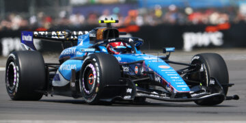 Sainz frustrado com o momento da Williams: “As melhorias não estão a funcionar”