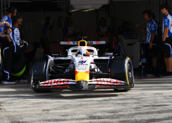 Tsolov estreou-se com um Fórmula 1 em Imola
