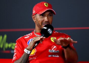 Hamilton sobre novo motor da Ferrari: “É um passo em frente. O défice era enorme”